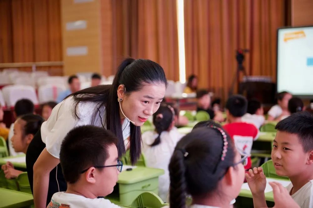 南通市通州区实验小学校园文化,三尺讲台展芳华教师风采