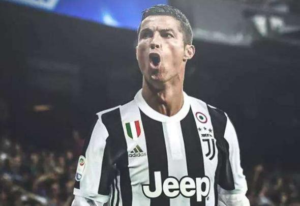 罗纳尔多外星人的称号怎么来的,足坛十大前锋罗纳尔多