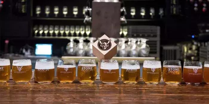 榄旈兘鍛ㄤ笁浼樻儬椁愬巺,榄旈兘缇庨椁愬巺鎺ㄨ崘