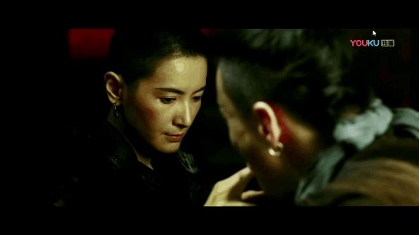 偶像剧甜蜜吻戏,现在偶像剧的吻戏是真吻吗