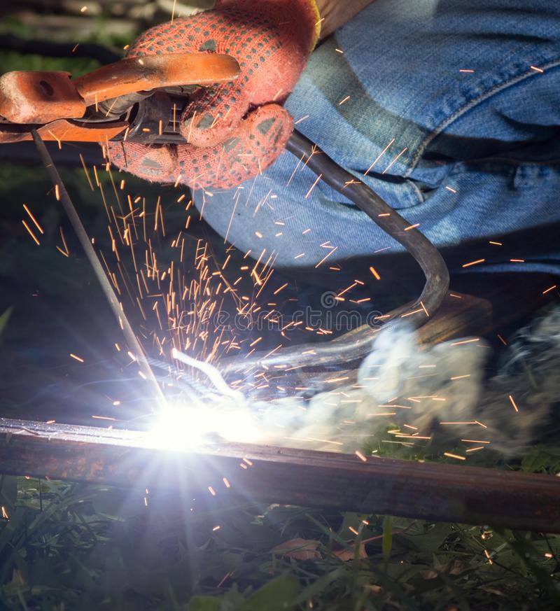 焊接熔渣是什么,熔渣焊接原理