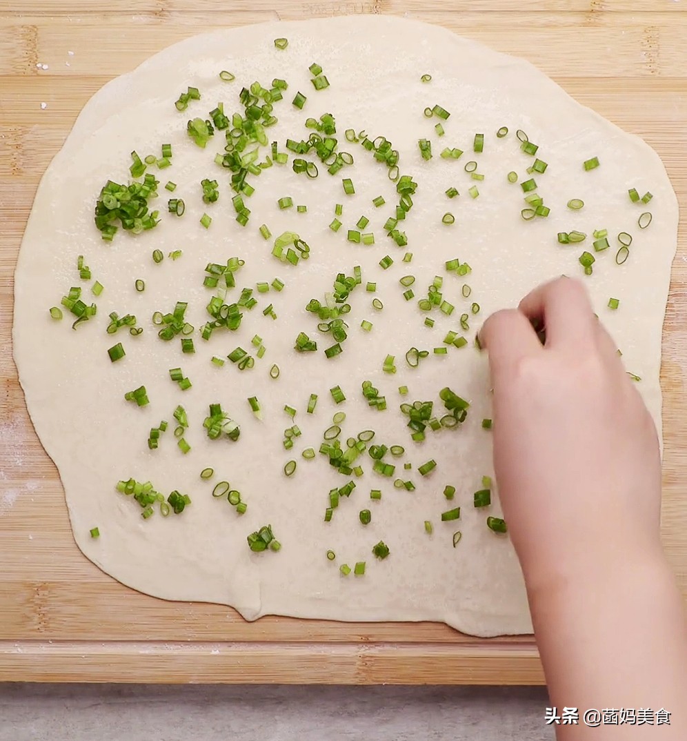 家常千层饼最家常的做法,营养早餐发面饼千层饼