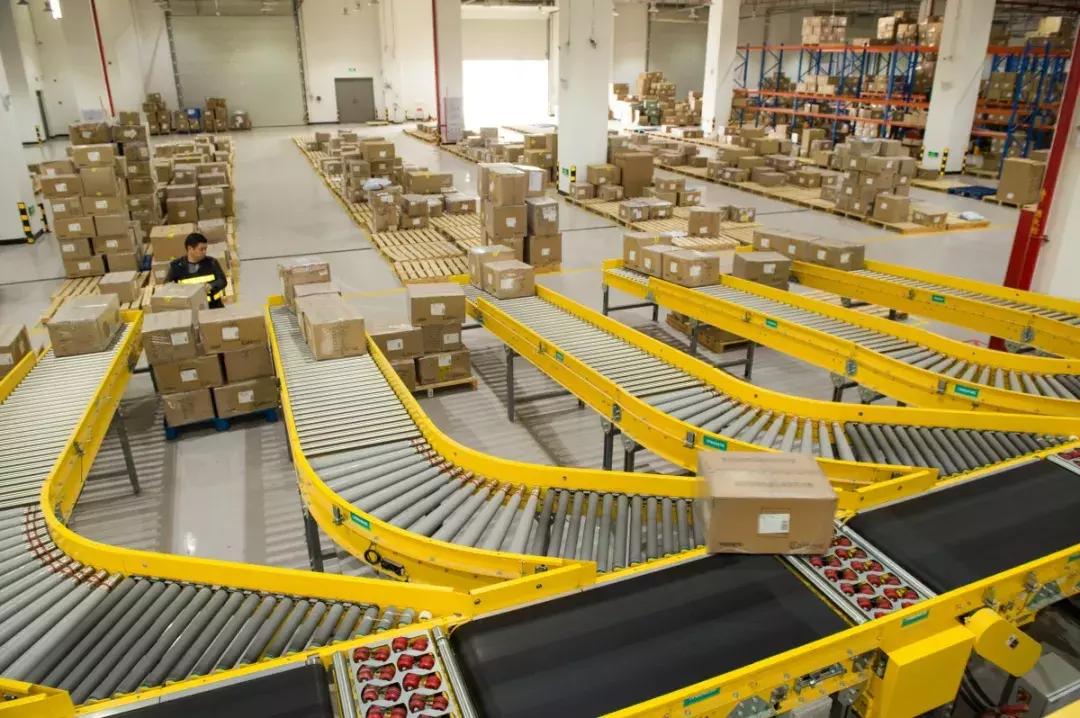 德马自动化分拣设备视频,德马泰克智能分拣