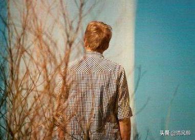 男人心累的图片说说,微信说说心情经典句子男