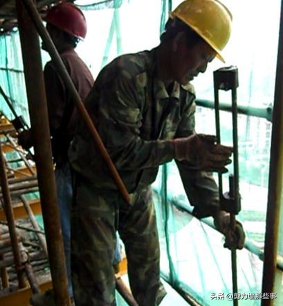 花篮式悬挑架和普通悬挑架造价,花篮式悬挑架拉杆安装方法