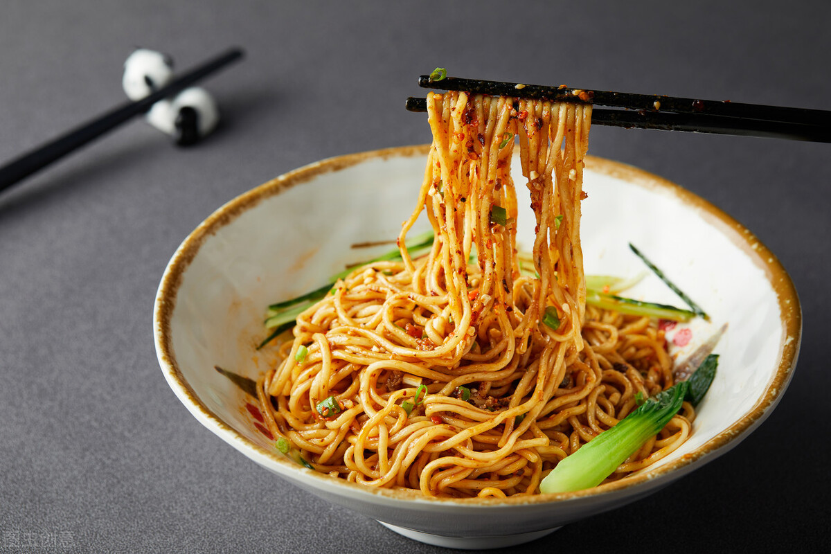 小面6元利润多少,10元一碗重庆小面利润多少