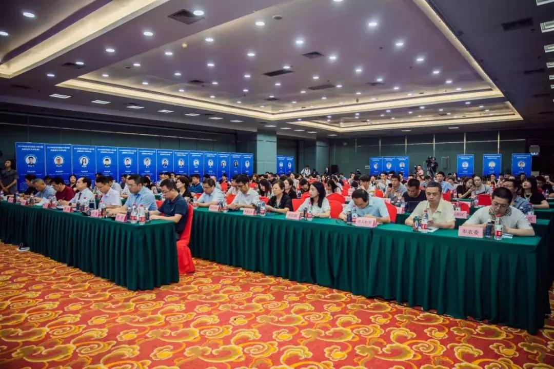 厉害了！源启科技董事长钱海元先生摘得武汉“创业十佳奖”榜首