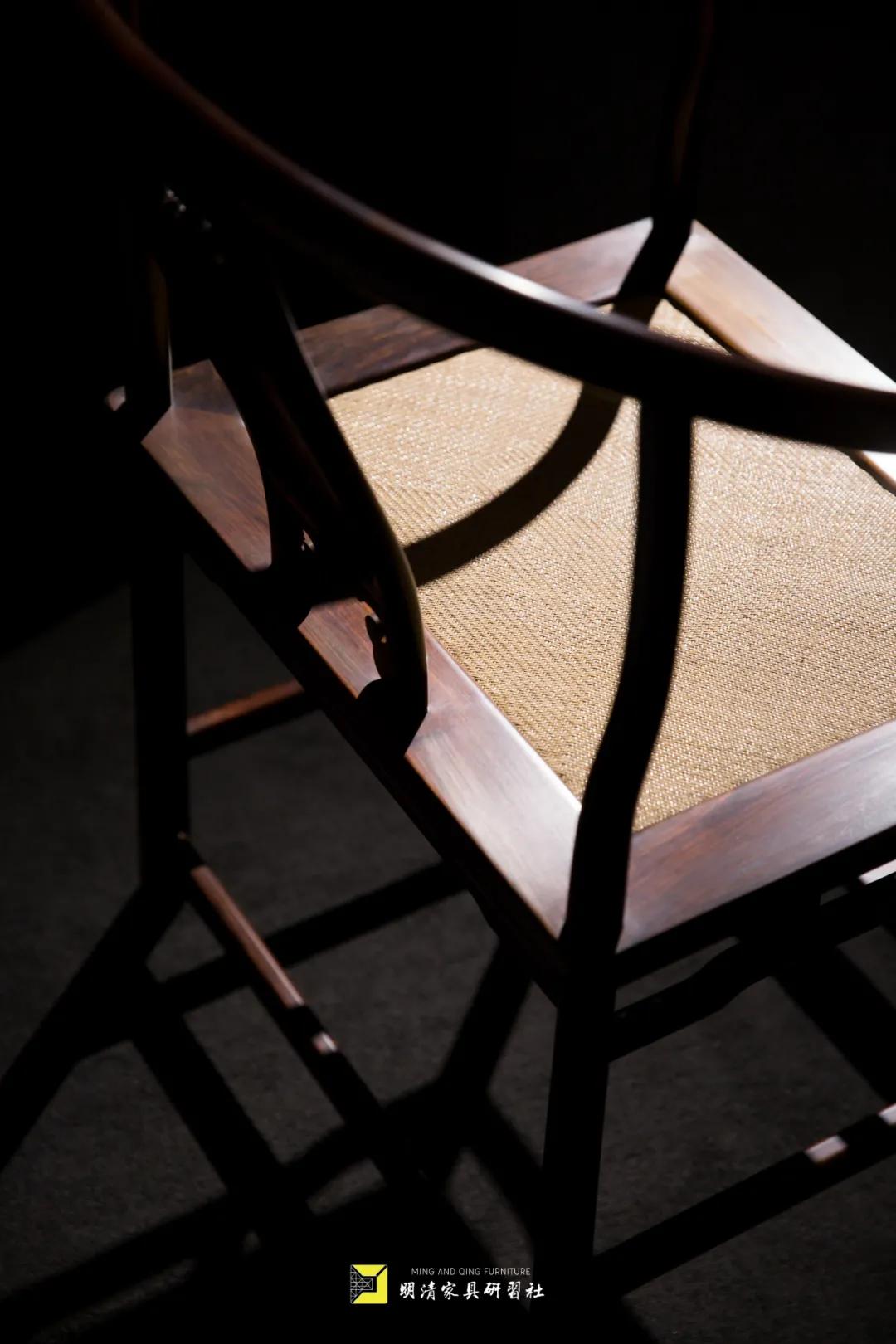 余尝净一室，置一圈椅|影木坊