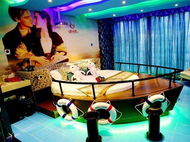 为何情侣主题酒店都是“圆床”？情侣以为很浪漫，其实都是套路