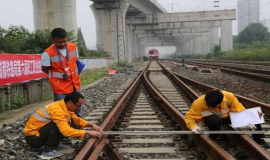 中铁十七局有社会招聘嘛,中铁十七局招聘待遇怎么样