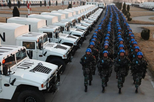 看看中国部队军车的停放，终于知道中国的*队军**为什么这么牛？