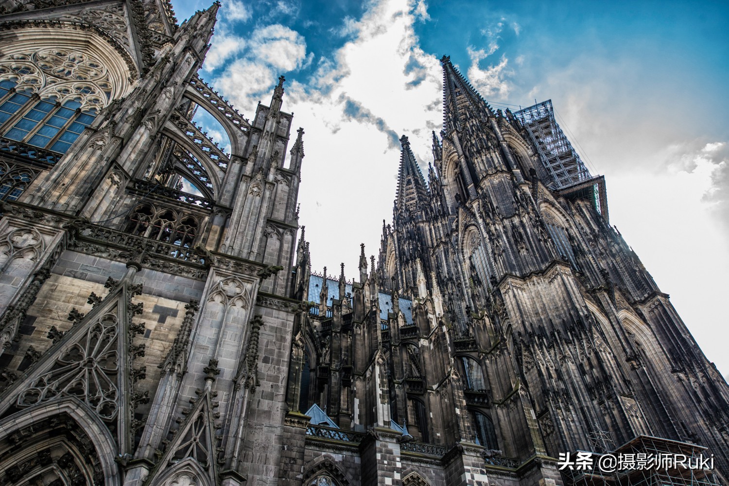 关于摄影的工作有哪些,摄影是一个浪漫的职业