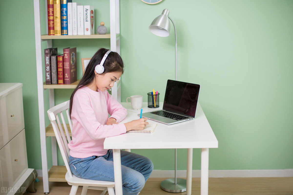 家暴女儿李阳,李阳哄得孩子疯狂学英语