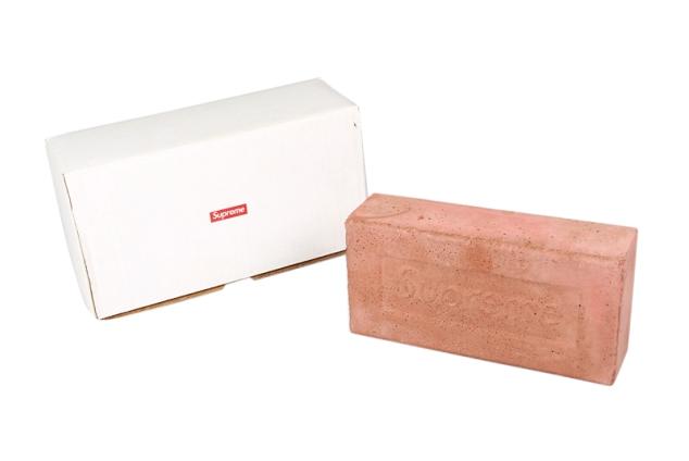 supreme新品手机,潮牌supreme手机价格