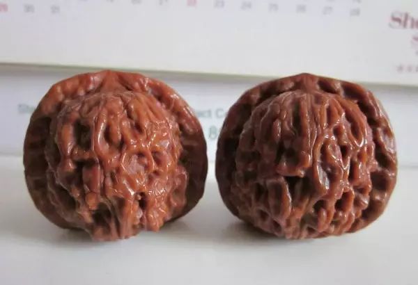 文玩掉价最多的手串,文玩爆跌排行榜