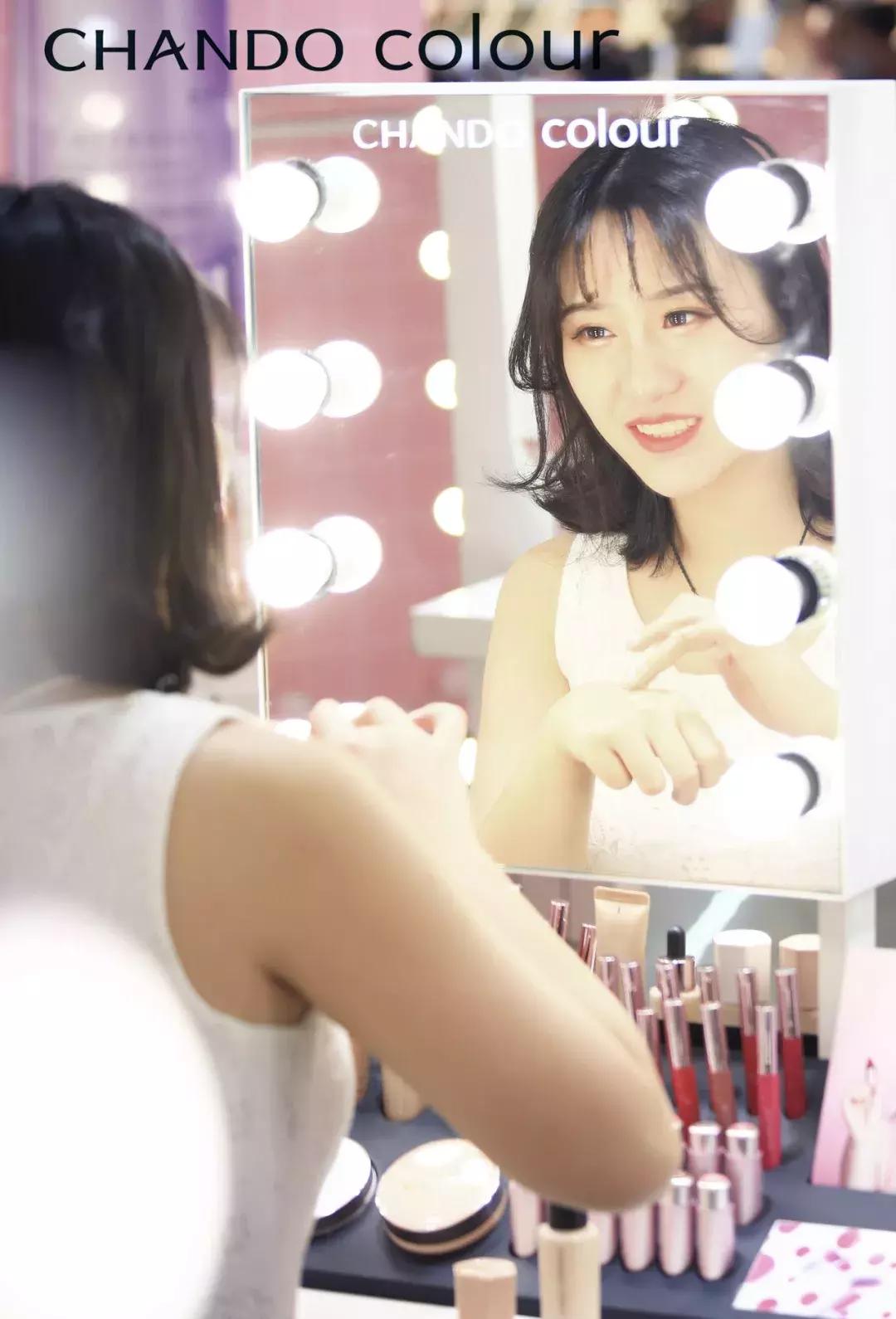 被抖音种草的粉底液,被疯狂种草的底妆