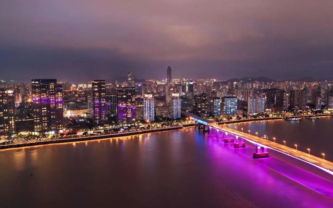 机票白菜价,五一青岛去哪里机票最便宜