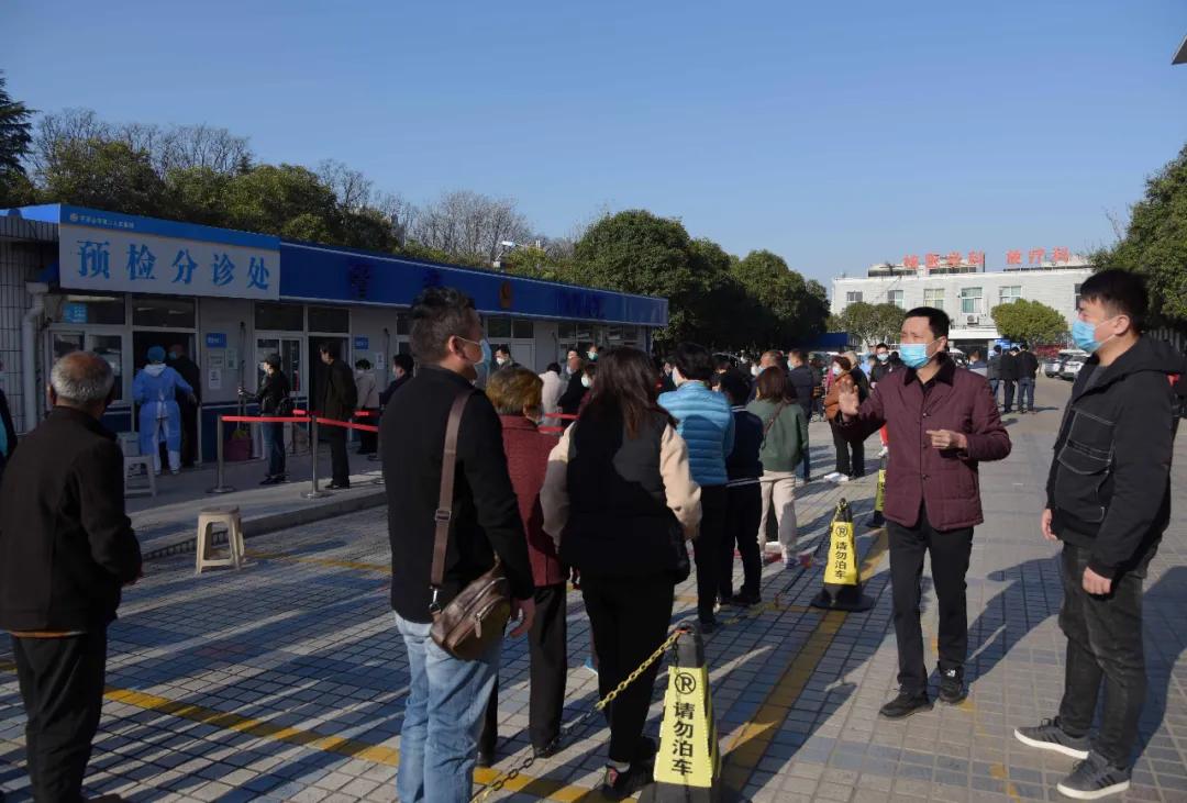 抗疫守护者的事迹,抗击疫情守护医护