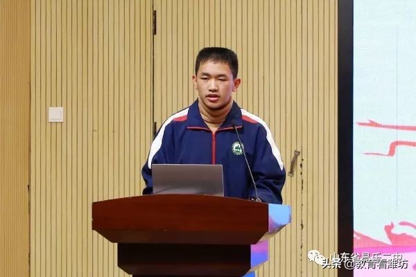 昌乐二中第十五届体育美食节开幕,昌乐二中十六届体育美食节