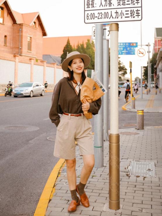 35岁到40的女人怎么穿衣搭配,三十几岁的女人适合什么穿衣风格