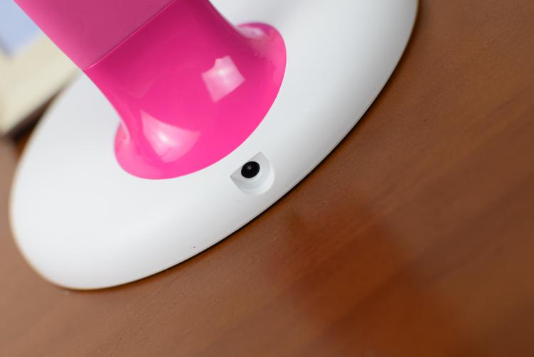 保护儿童眼睛用什么台灯,保护孩子视力选电视还是投影仪