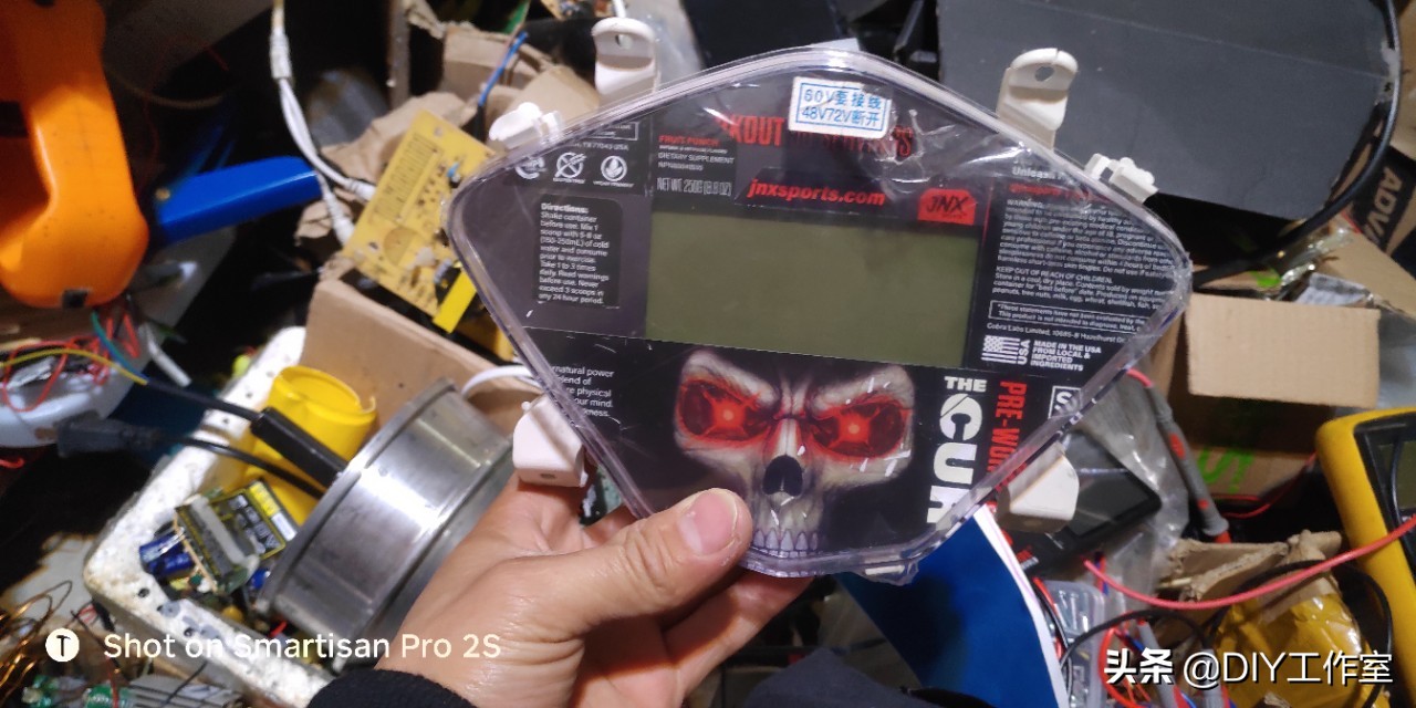 强迫症技术宅花了一千多网购电动车回来DIY组装