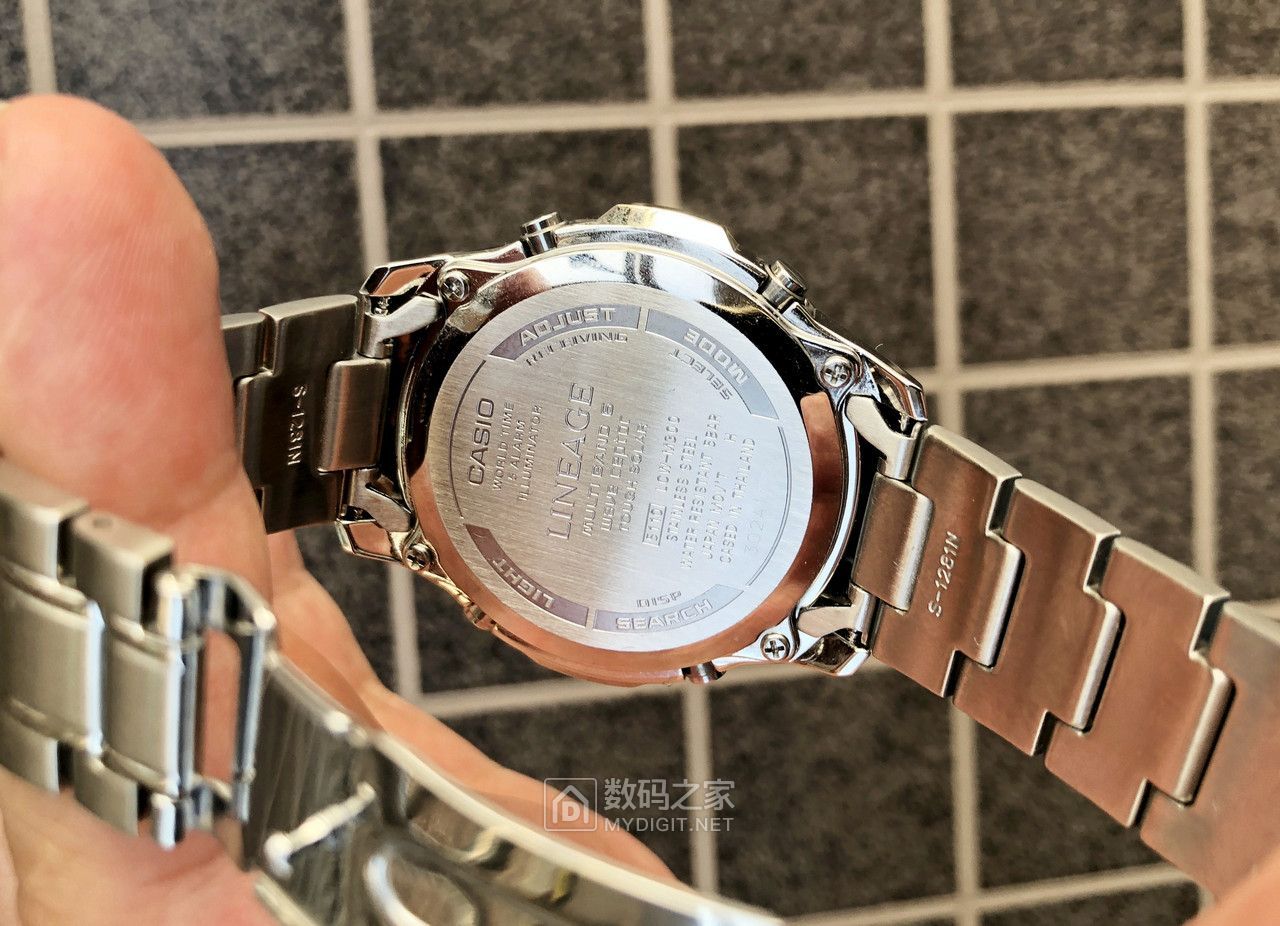 卡西欧光动能mrws300h,卡西欧lcw-m300d怎么验证真假