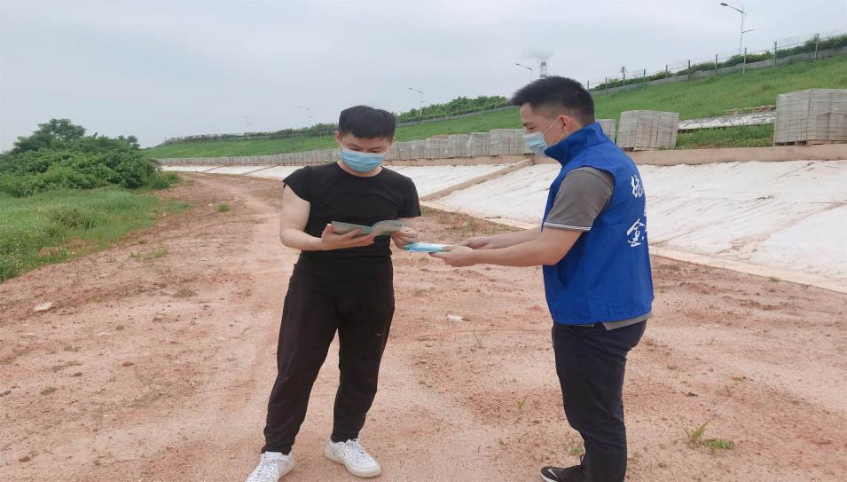 “保护水源，我是行动者”——肇庆高新区生态环境服务中心开展北江饮用水源保护区义务清扫垃圾志愿活动