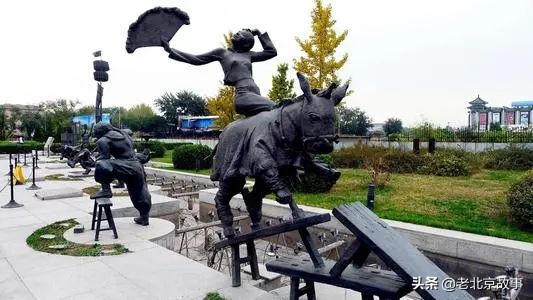 现在的北京天桥值得逛吗,北京天桥晚上好玩的地方