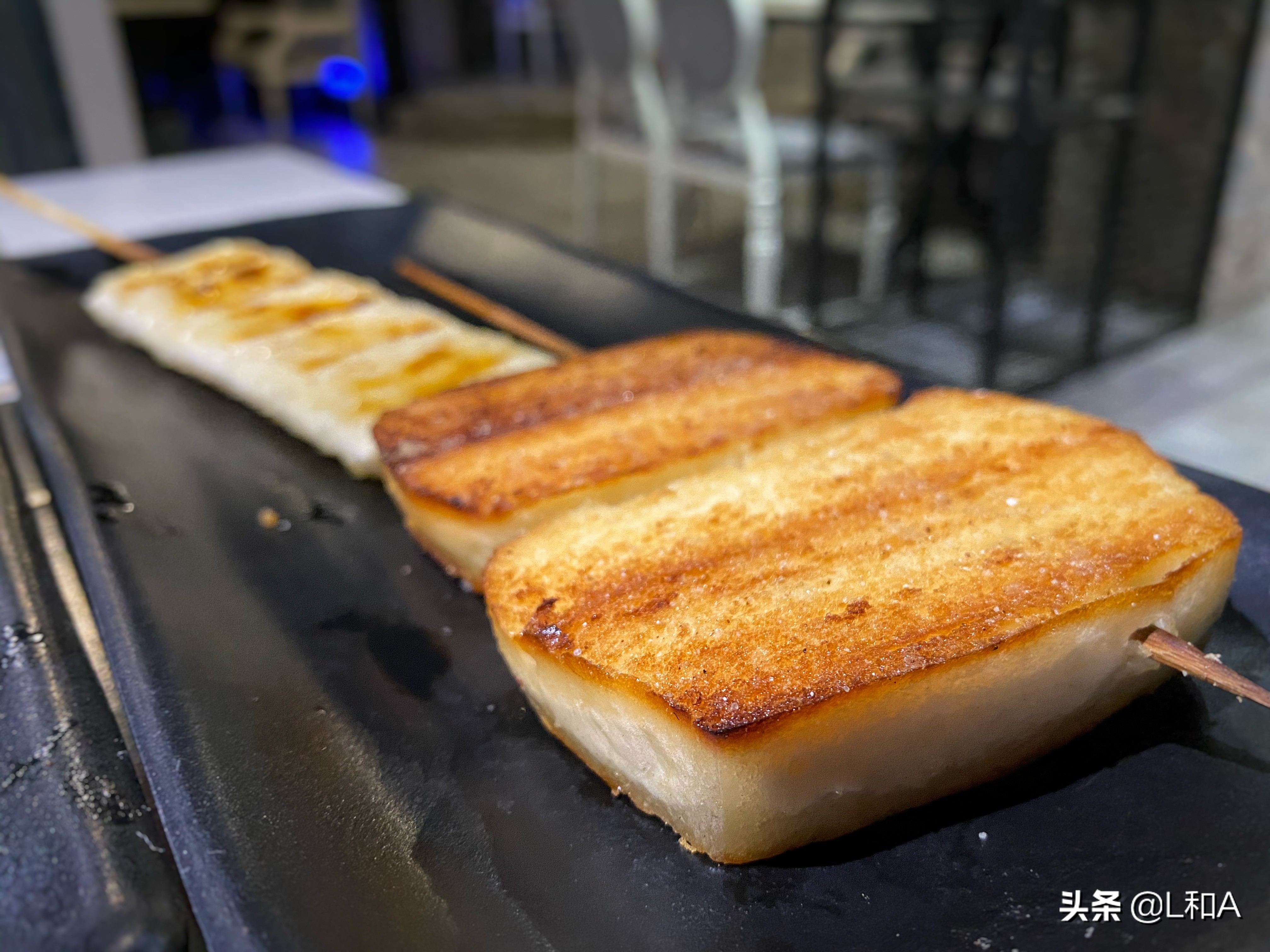 上海：桥梓湾的烧烤，青浦邻里们深夜光顾，猪脑煲吃到发出猪叫声