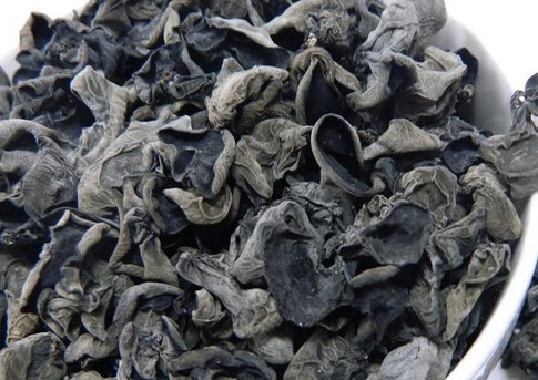 秋冬季节最常吃的8种干菜，用冷水还是热水泡发？这些秘籍教给你