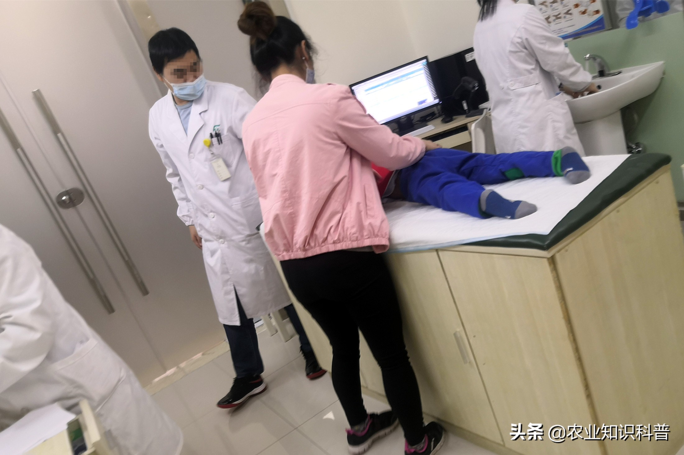 5岁男童反复高烧39.3度怎么办,5岁男孩反复高烧不退咳嗽