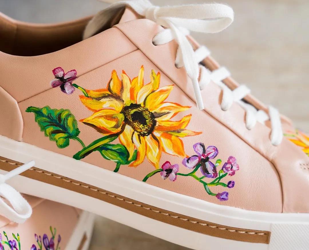 爱死这种手绘墙了，效果太美美到邻居羡慕嫉妒，网友：抢墙纸生意