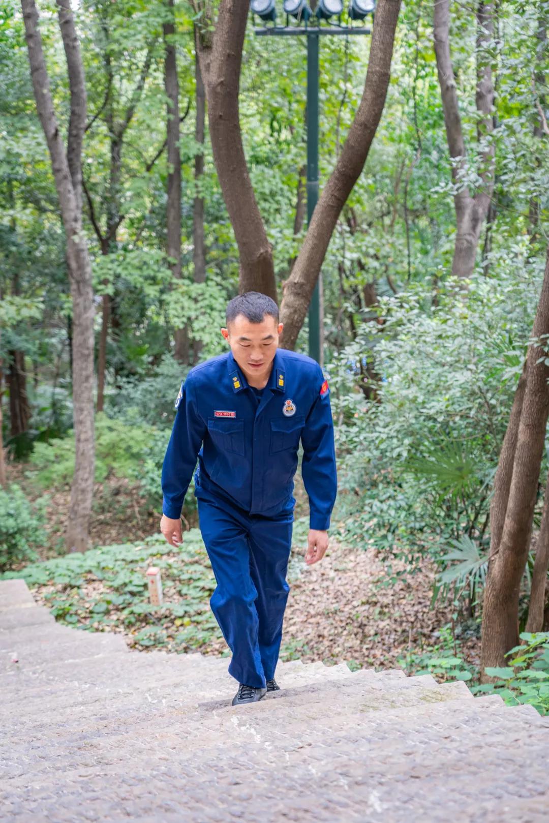 “亚洲桅杆”上的消防故地，曾让武汉三镇失去秘密