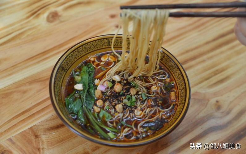 重庆小面为什么现在开的店很少了,重庆小面为啥生意不好