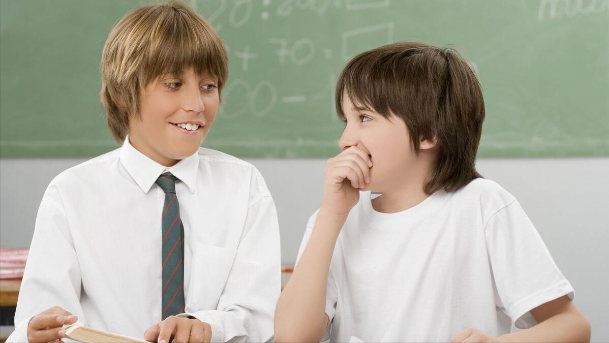 小学成绩差的初中也会差吗,小学成绩好的学生以后会出问题吗