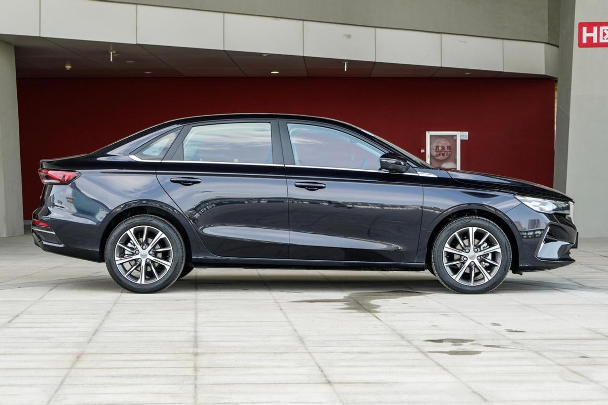 预算40-50万就买这几款车准没错,这三款车很适合家用经济又实惠