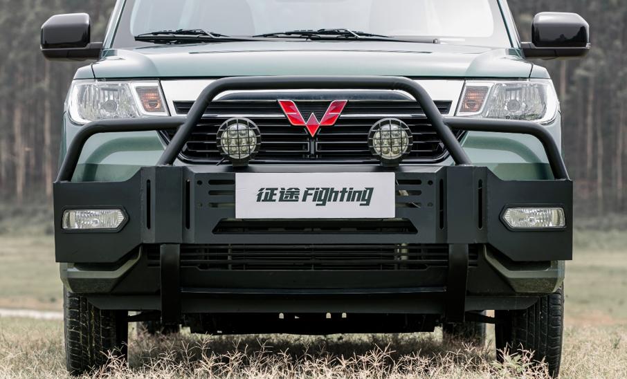 终于亮相，自带龙门架，能装车顶帐篷，带你看五菱*途征**“野营版”