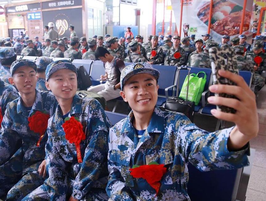 2020年征兵报名新政策你看了吗,在校征兵条件2021年标准和要求