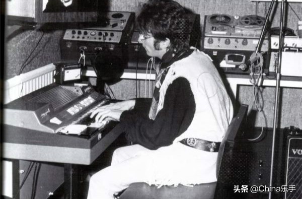 据说，乐队里的键盘手们常用的装备都在这里！