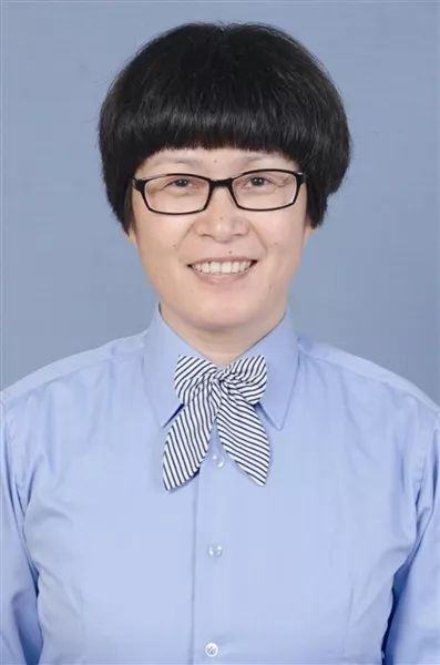 向广大患者致以新春的问候,向全国广大医务者祝贺医师节