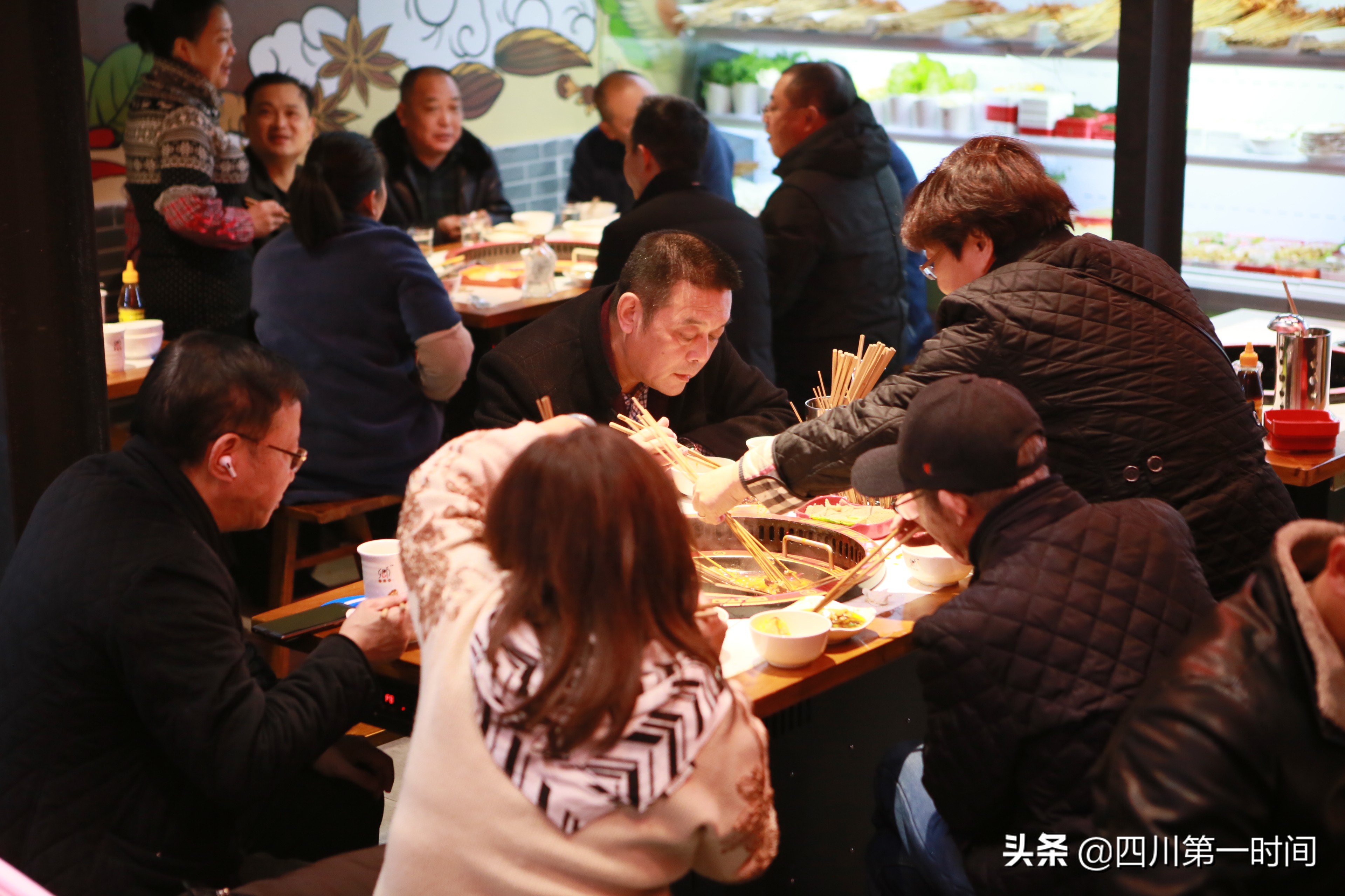 成都庾记厕所串串香,成都厕所串串总店