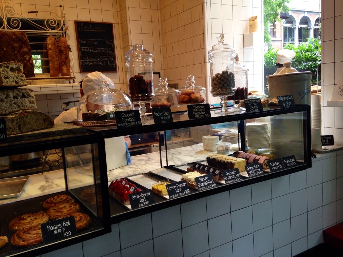 面包柜有小飞虫怎么办,面包柜里有小飞虫要紧吗