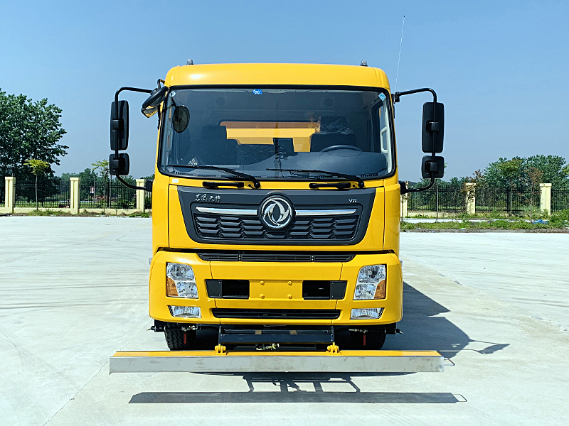 东风天锦环卫清扫车图片,东风天锦扫路车怎么操作