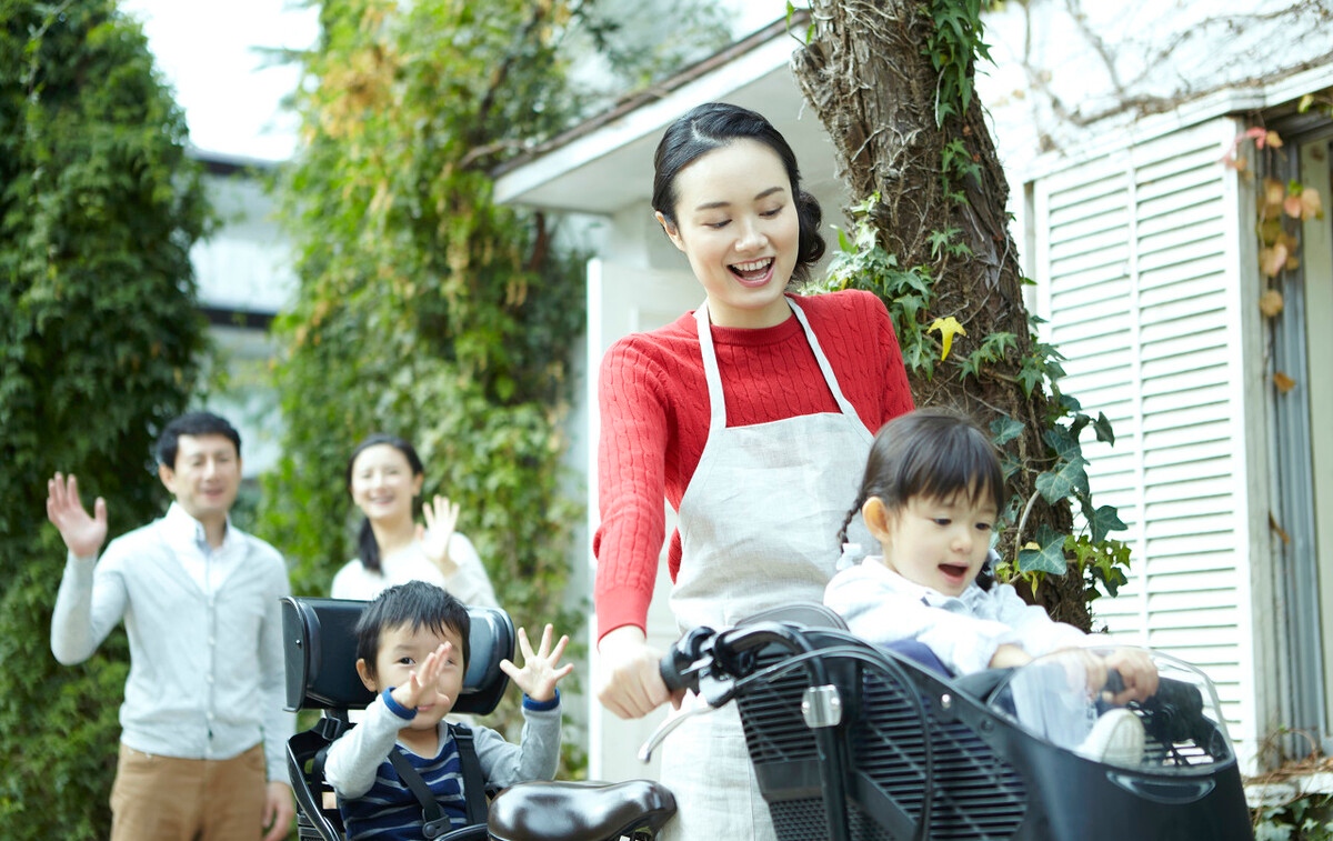 美宝旅行证过期怎么赴港,美宝旅行证8天过期怎样进澳门
