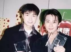 童年男神重回娱乐圈,童年网红爆款