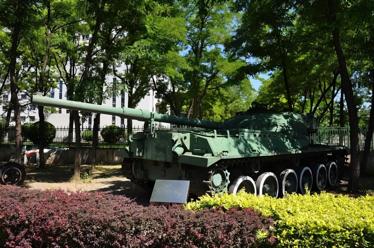 如何做逼真的坦克,怎么做坦克模型不要遥控