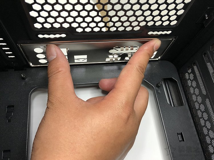 自己组装电脑主机步骤图解,组装电脑自己怎么组装