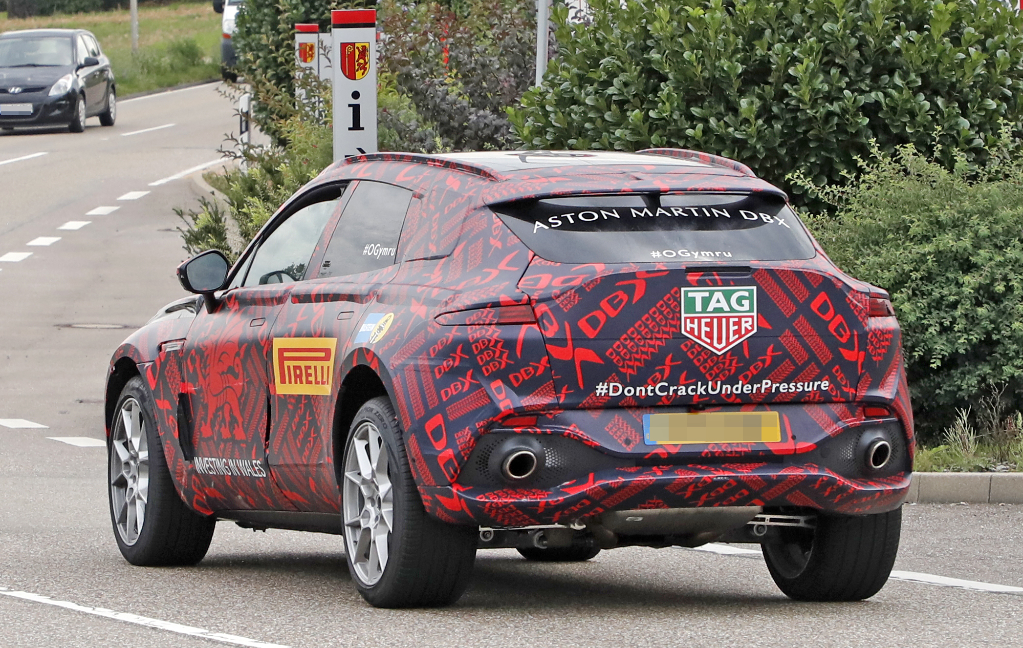 dbx卖的怎么样,dbx车身