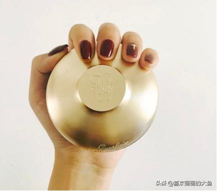 被李佳琦“吹上天”娇兰,只“有钱人”能用,没钱用后2款也不差